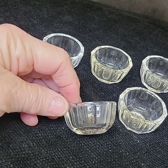 vintage salt cellar dip dishes. Lot Of 6 - Picture 2 of 10